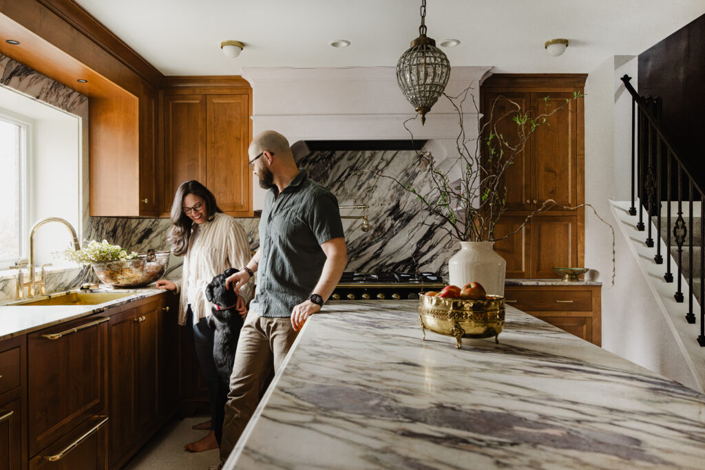 Minneapolis kitchen remodel with homeowenrs and dogs interacting